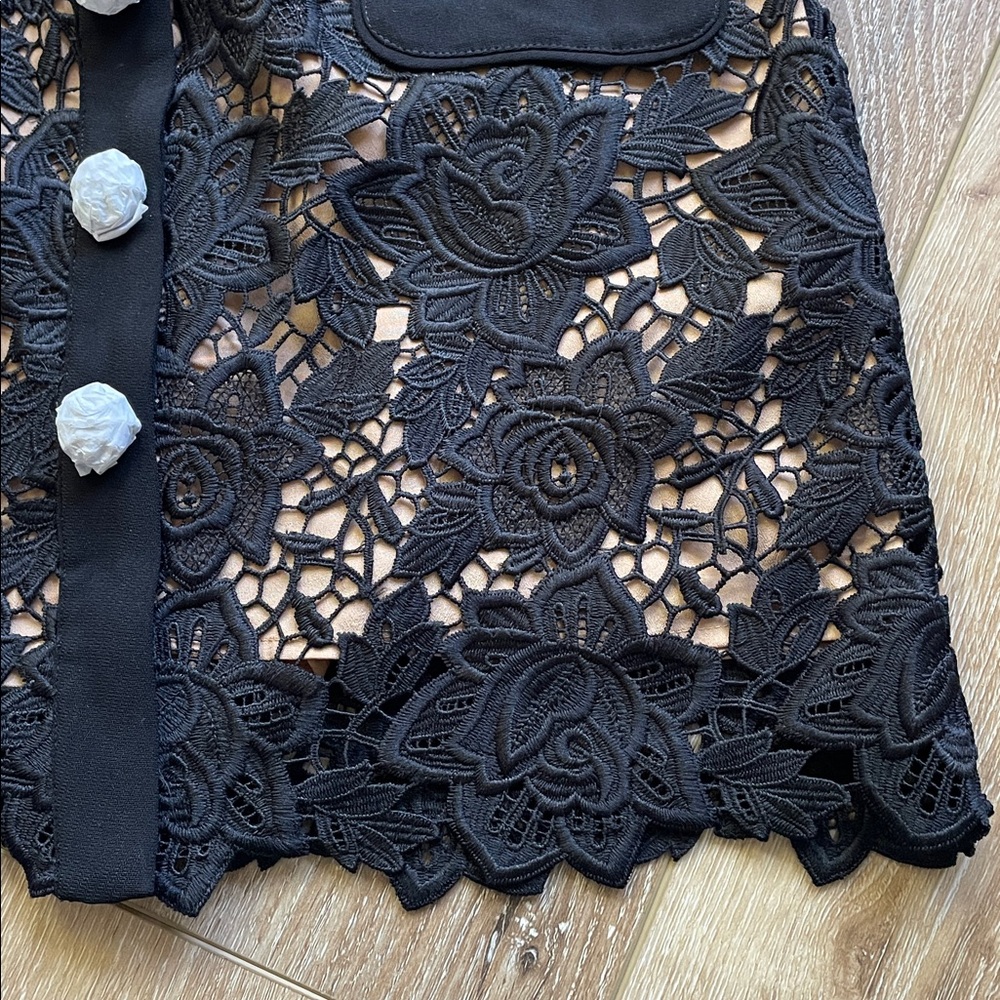 Self-Portrait Black Floral Lace Mini Dress with Statement Buttons. NWT! - Picture 4 of 16